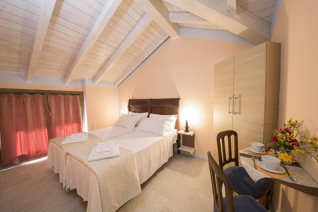 B&B Lambroriver Merone Habitación foto